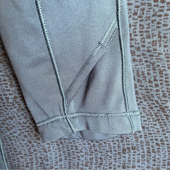 Under Armour Cold Gear Fitted Top Athletic Shirt Running Gym Fleece Lined Sz S - Picture 12 of 14